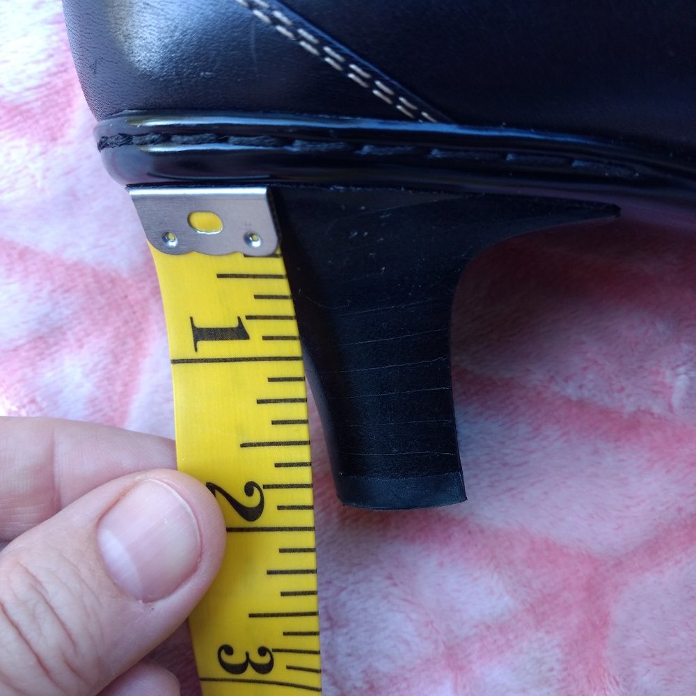 Sofft black leather medium height heels - Picture 5 of 10